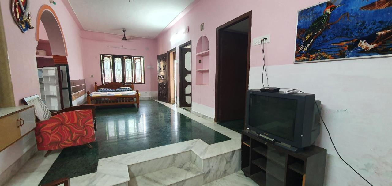 Appartamento Oonjal Veedu Kuttālam Esterno foto